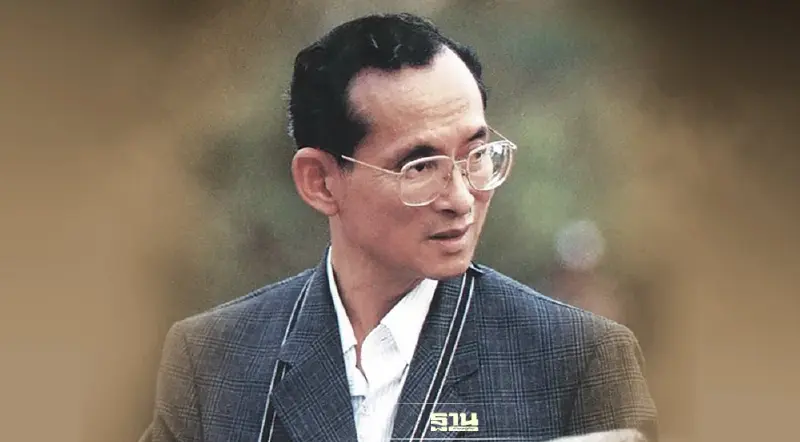 ในหลวงร.9 ในความทรงจำของคนไทย ครบรอบ 6 ปี วันคล้ายวันสวรรคต