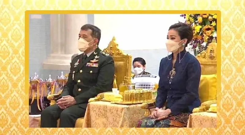 ในหลวง พระราชินี เสด็จพระราชดำเนิน มัสยิดกลางปัตตานี