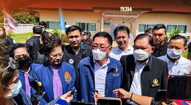 เพื่อไทยจ่อยื่นเปิดประชุมสภา ชงญัตติด่วน หลังเกิดเหตุกราดยิงหนองบัวลำภู