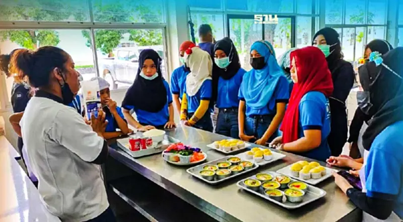 CPF-ศูนย์ FLEC พัฒนาทักษะชีวิตลูกหลานแรงงานประมงข้ามชาติ CPF-ศูนย์ FLEC พัฒนาทักษะชีวิตลูกหลานแรงงานประมงข้ามชาติ
