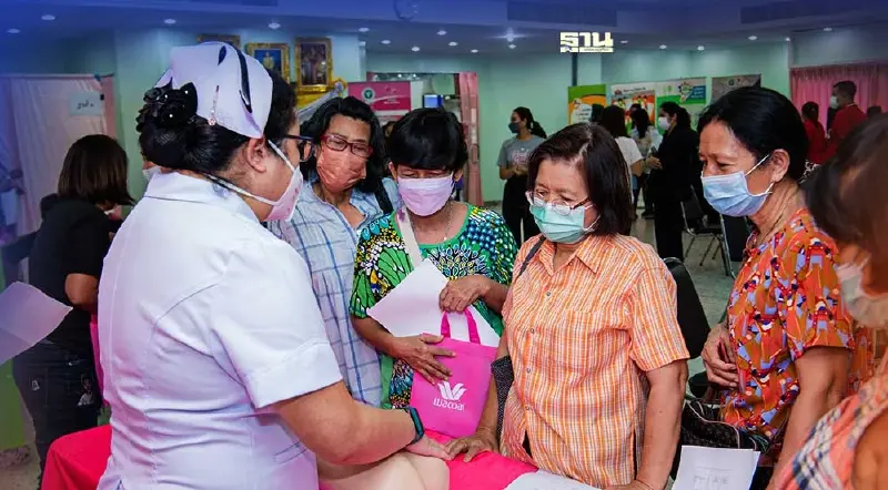 “ไทยวาโก้” ให้ความรู้ชาวบางคอแหลมตรวจคัดกรองมะเร็งเต้านม