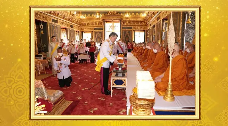 ในหลวง ทรงบำเพ็ญพระราชกุศลถวายผ้าพระกฐิน วัดพระเชตุพนวิมลมังคลาราม