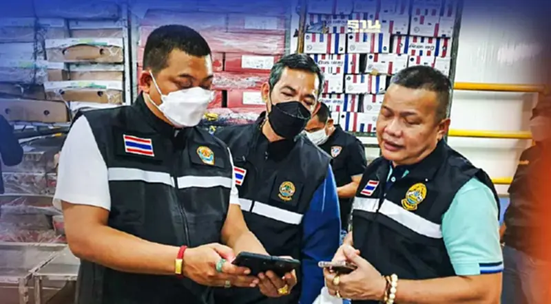 ปศุสัตว์ล่าเนื้อเถื่อน !! 400 ตัน พบซุกห้องเย็นสมุทรสาคร ปศุสัตว์ล่าเนื้อเถื่อน !! 400 ตัน พบซุกห้องเย็นสมุทรสาคร