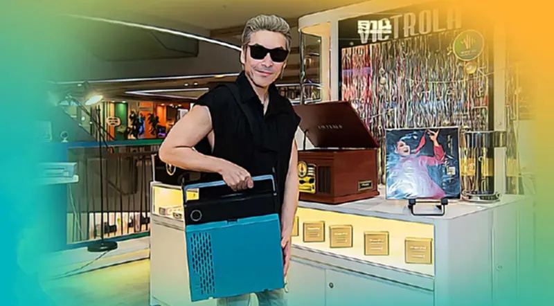 โซนิควิชั่น ส่ง “Victrola” เครื่องเล่นแผ่นเสียงพกพา ตีตลาดแผ่นเสียงไวนิล โซนิควิชั่น ส่ง “Victrola” เครื่องเล่นแผ่นเสียงพกพา ตีตลาดแผ่นเสียงไวนิล