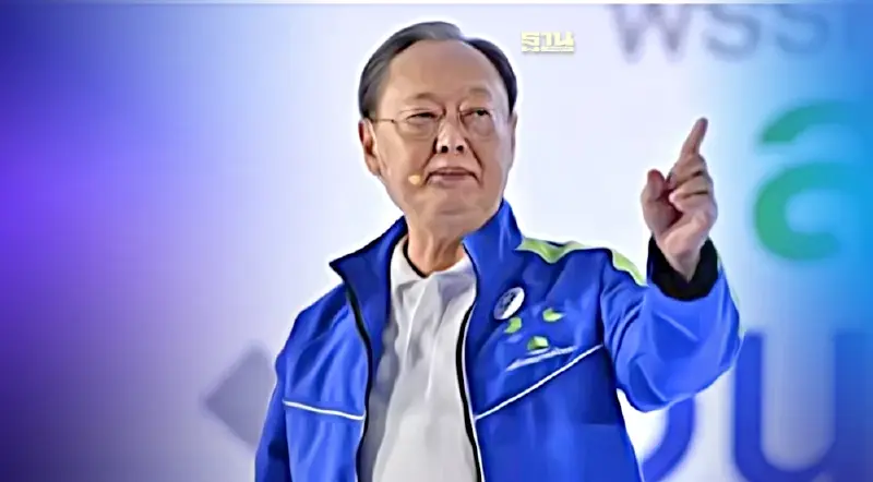 “สนธิรัตน์”ลั่น“พรรคสร้างอนาคตไทย”ไม่มีวันตาย ไม่มีแพแตก