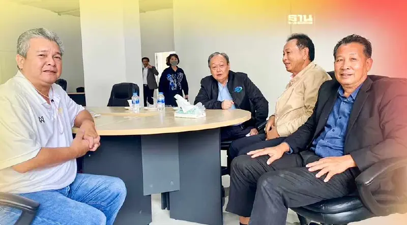 “สนธิรัตน์"ลั่น“สร้างอนาคตไทย”เดินหน้ากู้เศรษฐกิจให้กลับมารุ่งเรือง