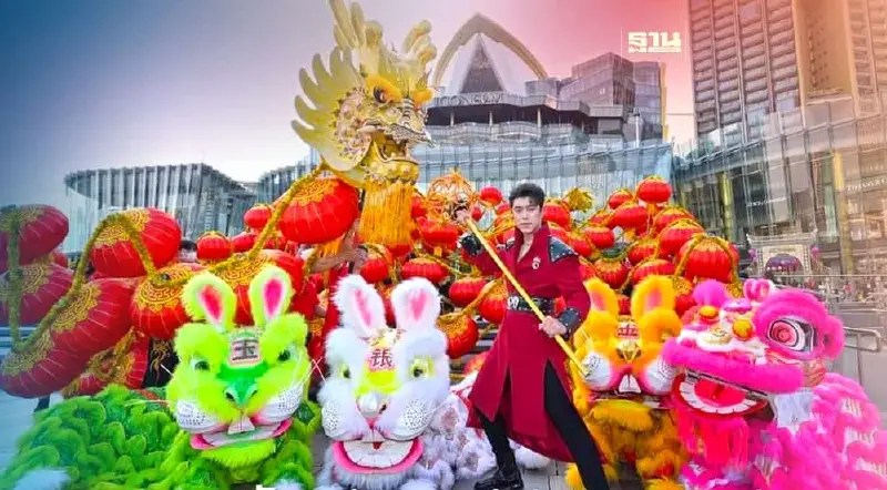 ตรุษจีนสุดปัง “ไอคอนสยาม” โชว์มังกรโคมไฟ ยาวที่สุดในไทย