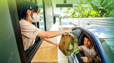"OR" ผุด “โอ้กะจู๋ Drive–Thru" สาขาแรกปั๊ม ปตท.เวสต์วิลเลจ บางใหญ่