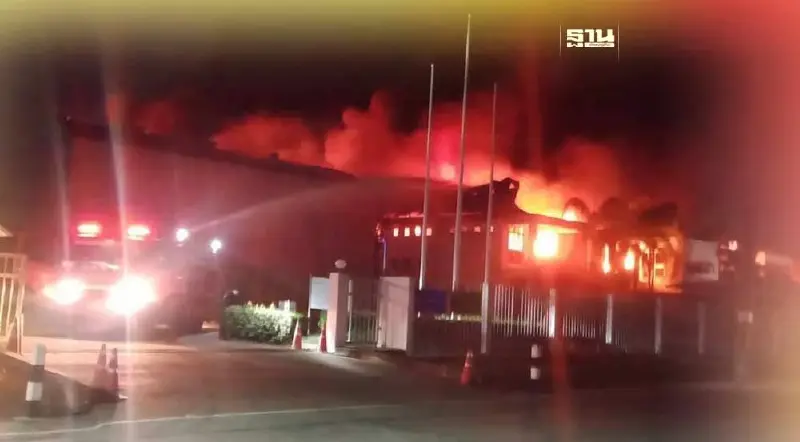 เกิดเหตุไฟไหม้โรงงานปิ่นทอง 1 ผลิตชิ้นส่วนเครื่องบิน และกังหัน