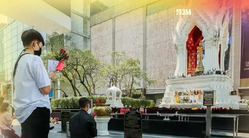 "พระตรีมูรติ" เซ็นทรัลเวิลด์เทพแห่งความรักจริงหรือ?