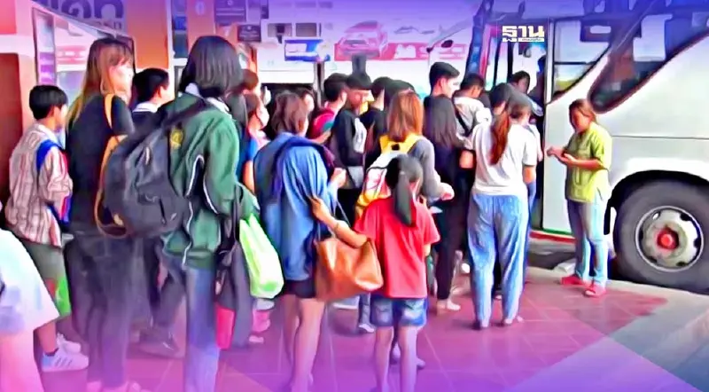 รถทัวร์อ่วม บขส. สั่งปรับ 1 หมื่น-พักใช้รถ 3 วัน เหตุรับผู้โดยสารเกินที่นั่ง