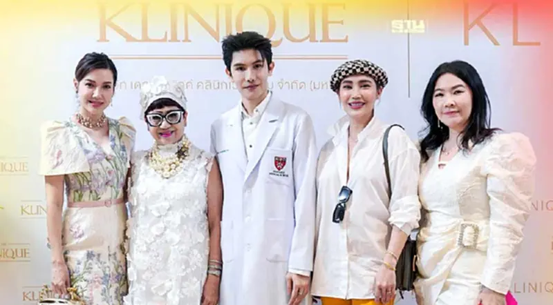 เดอะคลีนิกค์ รับเมกะเทรนด์โลก ปั้น Wellnessความงามเจาะลูกค้ากระเป๋าหนัก เดอะคลีนิกค์ รับเมกะเทรนด์โลก ปั้น Wellnessความงามเจาะลูกค้ากระเป๋าหนัก