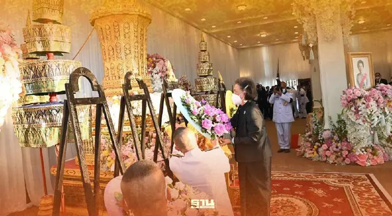 กรมสมเด็จพระเทพฯ เสด็จฯ แทนพระองค์ พระราชทานน้ำหลวงอาบศพ คุณหญิงวรรณา