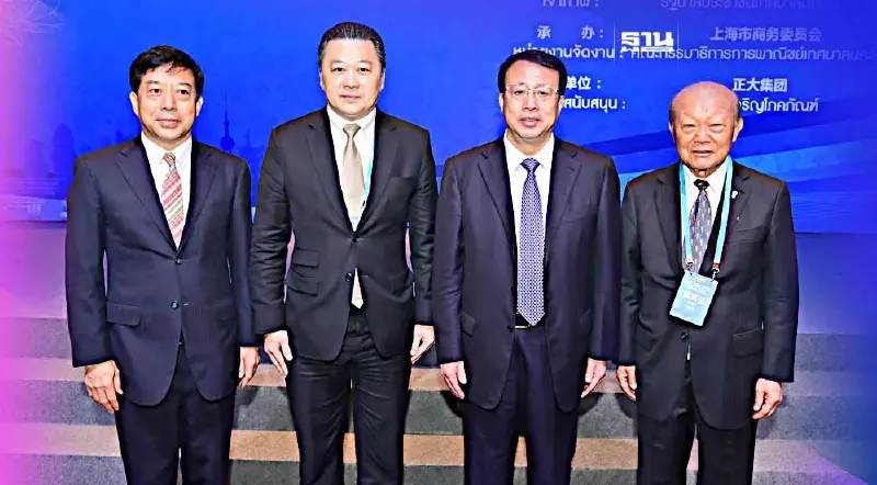 "เซี่ยงไฮ้"ดึงนักลงทุนต่างชาติ หนุนเศรษฐกิจโตสูง 9% "เซี่ยงไฮ้"ดึงนักลงทุนต่างชาติ หนุนเศรษฐกิจโตสูง 9%