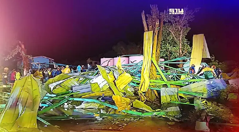 พายุหมุนถล่มโรงเรียน อ.สามง่าม จ.พิจิตร พังทับนักบอล-โค้ชดับ 6