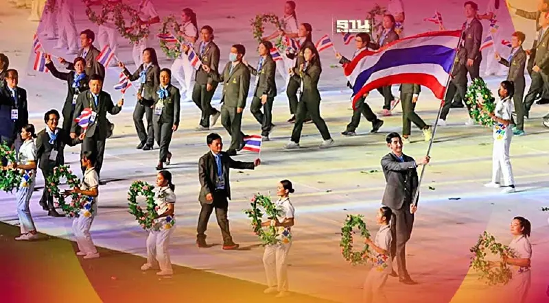 "ชนาธิป จักรวาฬ" นำทัพนักกีฬาไทยร่วมพิธีเปิดซีเกมส์ 2023 "ชนาธิป จักรวาฬ" นำทัพนักกีฬาไทยร่วมพิธีเปิดซีเกมส์ 2023