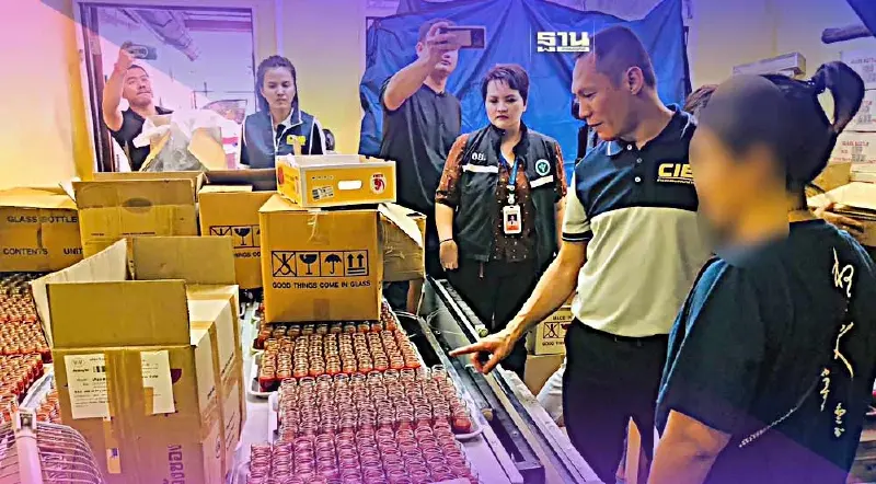 จีนหลอกจีน ตำรวจทลายเครือข่ายจีน ลวงขายสมุนไพรปลอมนักท่องเที่ยวจีน