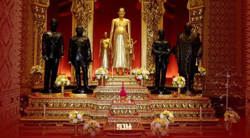 วันฉัตรมงคล เปิดให้กราบพระบรมรูปสมเด็จพระบูรพมหากษัตริยาธิราช 9 รัชกาล วันฉัตรมงคล เปิดให้กราบพระบรมรูปสมเด็จพระบูรพมหากษัตริยาธิราช 9 รัชกาล