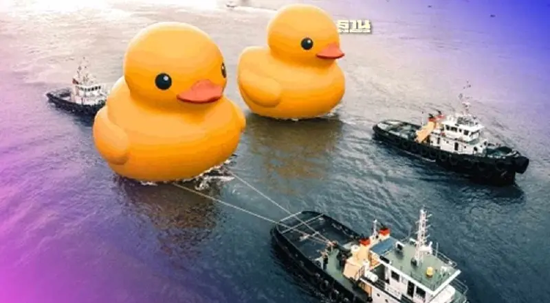 กลับมาแล้ว! "เป็ดเหลือง"แพ็คคู่ ร่วมกระตุ้นการท่องเที่ยวฮ่องกง กลับมาแล้ว! "เป็ดเหลือง"แพ็คคู่ ร่วมกระตุ้นการท่องเที่ยวฮ่องกง