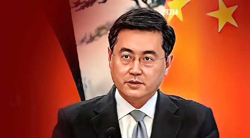 จีนปลดฟ้าผ่า "ฉิน กัง" รมว.ต่างประเทศ ตั้ง "หวัง อี้" ขึ้นแทน