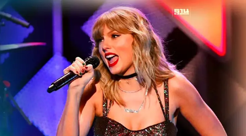 Taylor Swift Eras Tour กับปรากฏการณ์ “Swiftflation” คนแห่ซื้อดันราคาตั๋วพุ่ง Taylor Swift Eras Tour กับปรากฏการณ์ “Swiftflation” คนแห่ซื้อดันราคาตั๋วพุ่ง