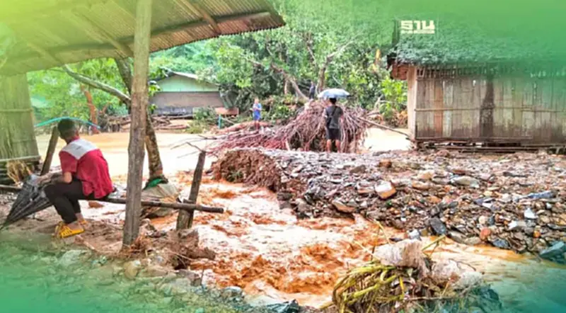 ดินโคลนถล่ม 2 ศูนย์อพยพ อ.สบเมย บ้านเรือนเสียหาย 59 หลัง ดินโคลนถล่ม 2 ศูนย์อพยพ อ.สบเมย บ้านเรือนเสียหาย 59 หลัง