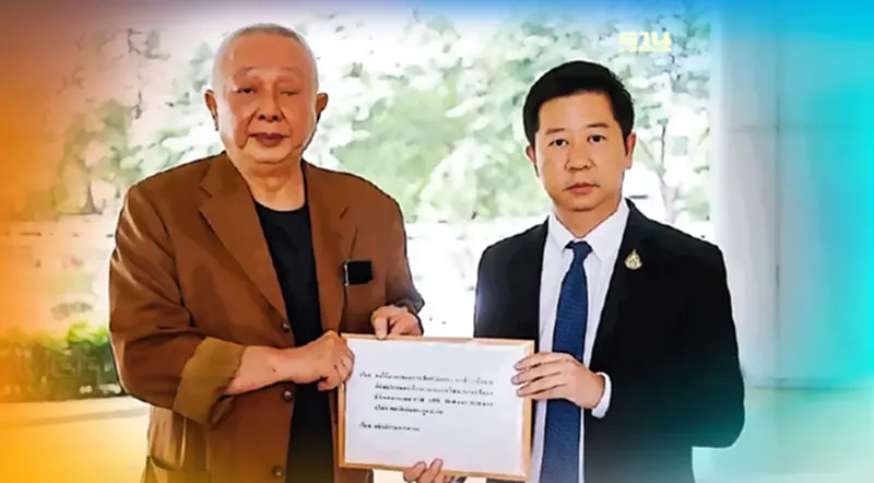 "สนธิ" บุกสรรพากร ยื่นตรวจ "ชูวิทย์" โอนที่เลี่ยงภาษี "สนธิ" บุกสรรพากร ยื่นตรวจ "ชูวิทย์" โอนที่เลี่ยงภาษี