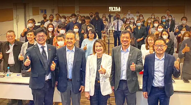 เอกชนหนุนกลไกธุรกิจยุคใหม่พัฒนาระบบเรียกคืนบรรจุภัณฑ์สู่รีไซเคิล เอกชนหนุนกลไกธุรกิจยุคใหม่พัฒนาระบบเรียกคืนบรรจุภัณฑ์สู่รีไซเคิล