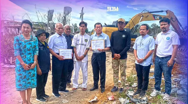 “นิพนธ์”มอบเงิน 190,000 บาท ช่วยเหลือเหยื่อพลุระเบิดที่มูโนะ จ.นราธิวาส “นิพนธ์”มอบเงิน 190,000 บาท ช่วยเหลือเหยื่อพลุระเบิดที่มูโนะ จ.นราธิวาส
