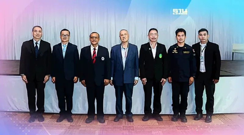 BTS จับมือ EBM เปิดสัมนาสร้างความเข้าใจ “รถไฟฟ้าสายสีเหลือง” BTS จับมือ EBM เปิดสัมนาสร้างความเข้าใจ “รถไฟฟ้าสายสีเหลือง”