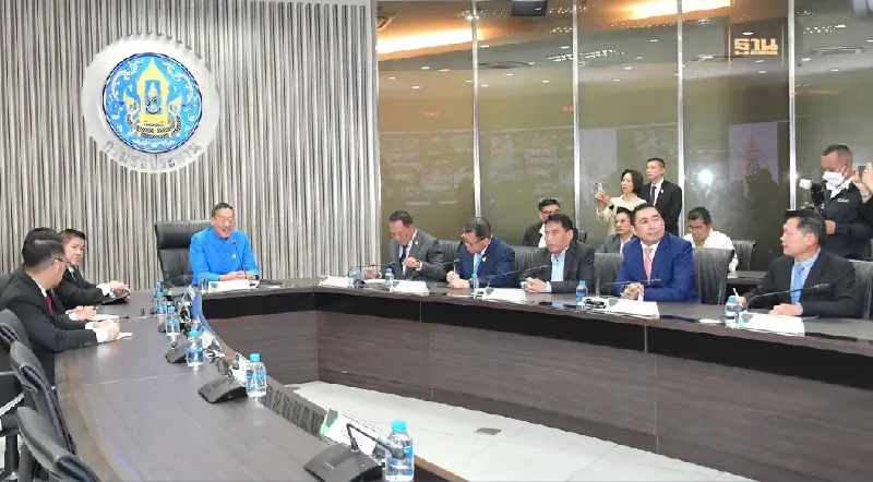 นายกฯเศรษฐา กำชับกรมชลฯ ติดตามสถานการณ์น้ำ พร้อมบริหารจัดการน้ำทุกมิติ