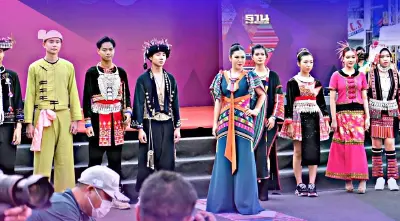 ททท. ดัน Soft Power อัตลักษณ์ผ้าไทยล้านนา 10 ชาติพันธุ์เชียงราย สู่แฟชั่นโลก