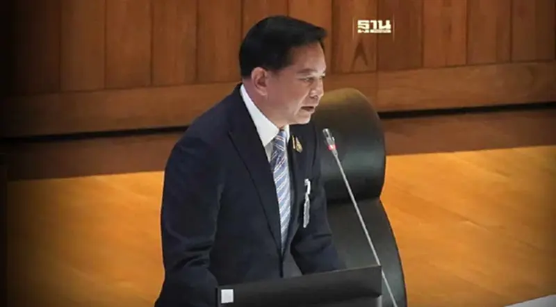 "พีระพันธุ์"รุกดันพลังงานทางเลือกผลิตไฟฟ้าพื้นที่ห่างไกล "พีระพันธุ์"รุกดันพลังงานทางเลือกผลิตไฟฟ้าพื้นที่ห่างไกล