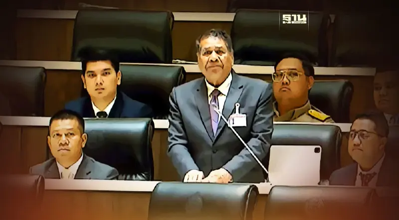 "สุรินทร์" อภิปราย "เศรษฐา" กระทบชิ่ง ทอท. ปมสัมปทานระบบเช็คอินผู้โดยสาร