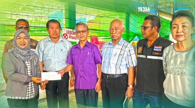 “ชวน-นิพนธ์”มอบเงินโรงเรียน-ญาติผู้เสียชีวิตชาวมูโนะจากเหตุพลุระเบิด