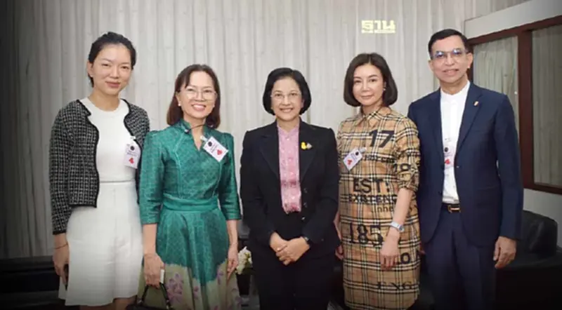 "นลินี"เล็งดันธุรกิจการแพทย์ ดึงนักลงทุน ผู้ป่วยตะวันออกกลางเข้าไทย "นลินี"เล็งดันธุรกิจการแพทย์ ดึงนักลงทุน ผู้ป่วยตะวันออกกลางเข้าไทย