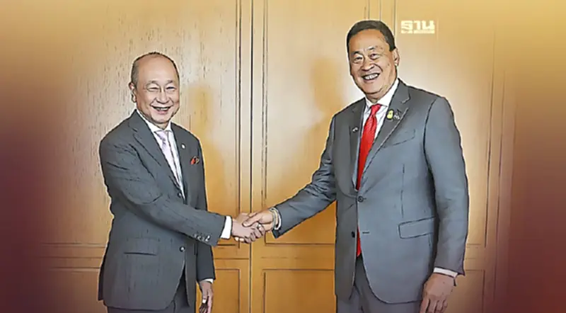 นายกฯพบผู้บริหารกลุ่มธนาคารยูโอบีในการเยือนสิงคโปร์ นายกฯพบผู้บริหารกลุ่มธนาคารยูโอบีในการเยือนสิงคโปร์