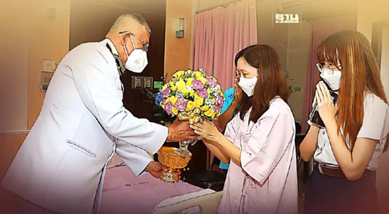 ในหลวงทรงรับผู้บาดเจ็บ เหตุกราดยิงสยามพารากอนไว้ในพระบรมราชานุเคราะห์ ในหลวงทรงรับผู้บาดเจ็บ เหตุกราดยิงสยามพารากอนไว้ในพระบรมราชานุเคราะห์
