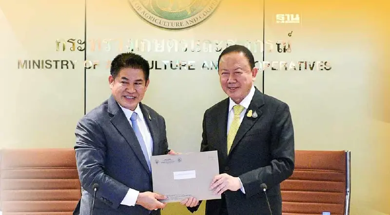 หอการค้าฯ ถก “ธรรมนัส” ดันตั้ง กรอ.เกษตร คุมเข้มค้ามนุษย์เป้าขึ้นเทียร์ 1 หอการค้าฯ ถก “ธรรมนัส” ดันตั้ง กรอ.เกษตร คุมเข้มค้ามนุษย์เป้าขึ้นเทียร์ 1