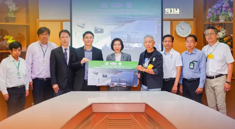 EA หนุน กทม. มอบชุดแบตเตอรีลิเทียมไอออน ‘อมิตา เทคโนโลยี’