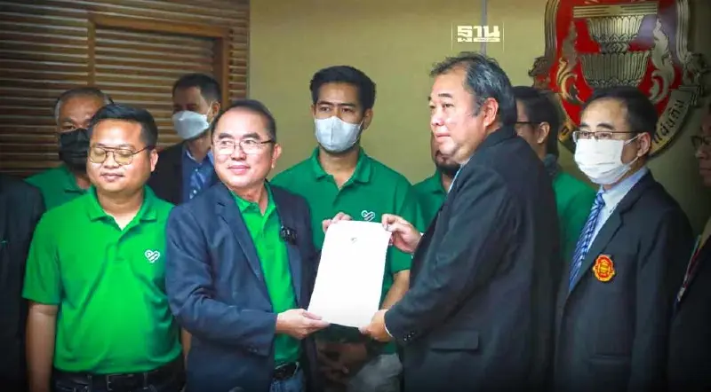 "หมอวรงค์"ยื่นผู้ตรวจการแผ่นดินส่งศาลปกครองล้มแจกเงินดิจิทัล 10,000 บาท