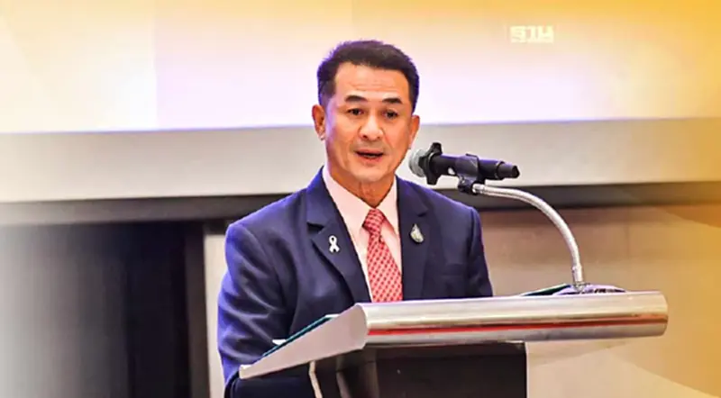 1 ล้านคนเฮ ! "ชลน่าน" ยัน ฉีดวัคซีน HPV ผู้หญิงวัย 11–20 ปี พ.ย.นี้ 1 ล้านคนเฮ ! "ชลน่าน" ยัน ฉีดวัคซีน HPV ผู้หญิงวัย 11–20 ปี พ.ย.นี้