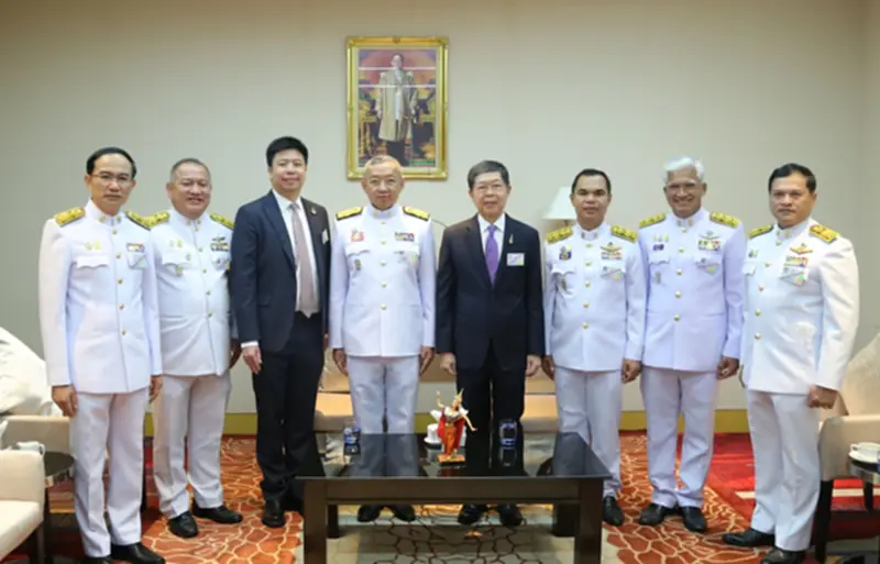 "ศธ. จับมือ กสศ." สยบดราม่าเกาเหลา ลุย ลดเหลื่อมล้ำการศึกษา "ศธ. จับมือ กสศ." สยบดราม่าเกาเหลา ลุย ลดเหลื่อมล้ำการศึกษา
