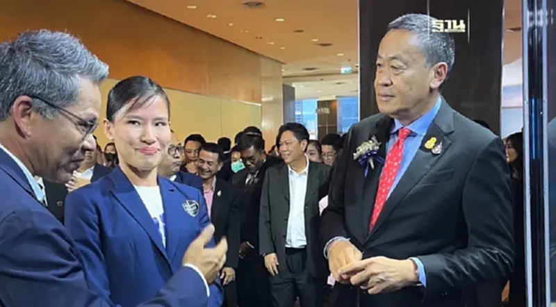 นายก เยี่ยมชมบูธ “LIBERATOR” สนับสนุนแพลตฟอร์มคนไทยเข้าถึงการลงทุนอย่างเท่าเทียม นายก เยี่ยมชมบูธ “LIBERATOR” สนับสนุนแพลตฟอร์มคนไทยเข้าถึงการลงทุนอย่างเท่าเทียม