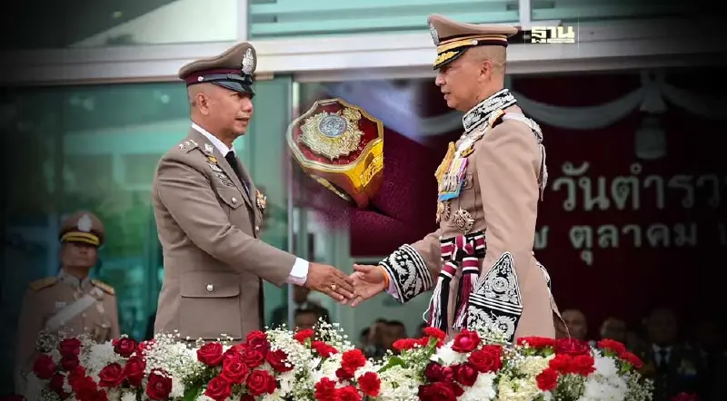 ผบ.ตร.มอบ“แหวนอัศวิน”ยกย่อง“รองสวป.สน.ปทุมวัน”ระงับเหตุกราดยิง