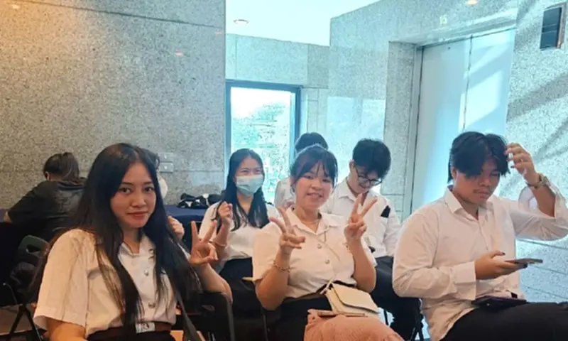 CIBA DPU ปลื้ม นศ.ป.ตรี-ป.โท ทุบสถิติ คว้าทุนสอบขอใบอนุญาต IC Plain มากที่สุด CIBA DPU ปลื้ม นศ.ป.ตรี-ป.โท ทุบสถิติ คว้าทุนสอบขอใบอนุญาต IC Plain มากที่สุด