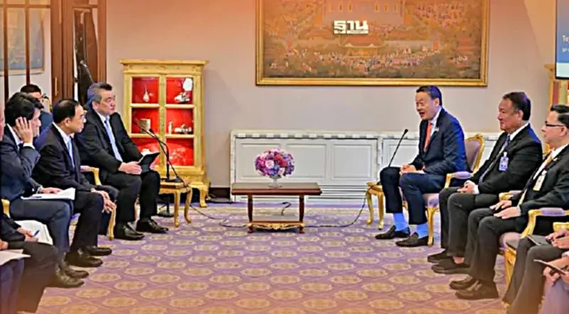 "เศรษฐา" ถก บิ๊กโตโยต้า พร้อมหนุนไทยศูนย์กลาง EV คู่รถใช้น้ำมัน "เศรษฐา" ถก บิ๊กโตโยต้า พร้อมหนุนไทยศูนย์กลาง EV คู่รถใช้น้ำมัน