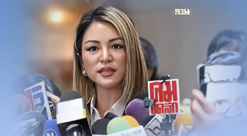 "มาดามเดียร์" เว้นวรรค -"สาธิต" ลาออก จากพรรคประชาธิปัตย์ "มาดามเดียร์" เว้นวรรค -"สาธิต" ลาออก จากพรรคประชาธิปัตย์
