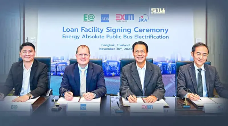 EA เซ็นกู้เงิน 3 แบงก์ วงเงิน 3,900 ล้าน เดินหน้าโครงการ EV Bus EA เซ็นกู้เงิน 3 แบงก์ วงเงิน 3,900 ล้าน เดินหน้าโครงการ EV Bus