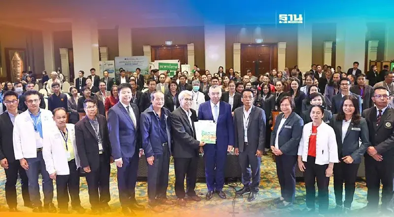 ผ่า 4 ทางตันแก้ปม "ยุบโรงเรียนขนาดเล็ก" 100 ผอ.ยื่นศธ.ลดความเหลื่อมล้ำ ผ่า 4 ทางตันแก้ปม "ยุบโรงเรียนขนาดเล็ก" 100 ผอ.ยื่นศธ.ลดความเหลื่อมล้ำ